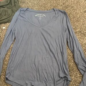Aeropostale Gray Long Sleeve Relaxed Blouse